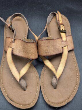 Sandals Shoes womens Size 8.5 Brown Gladiator Buckle Casual Flat Summer